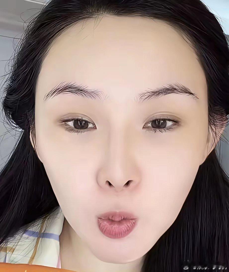 张颖颖直播说马筱梅伸手要钱的日子不好过！“她要照顾婆婆，照顾老公，照顾孩子，还得