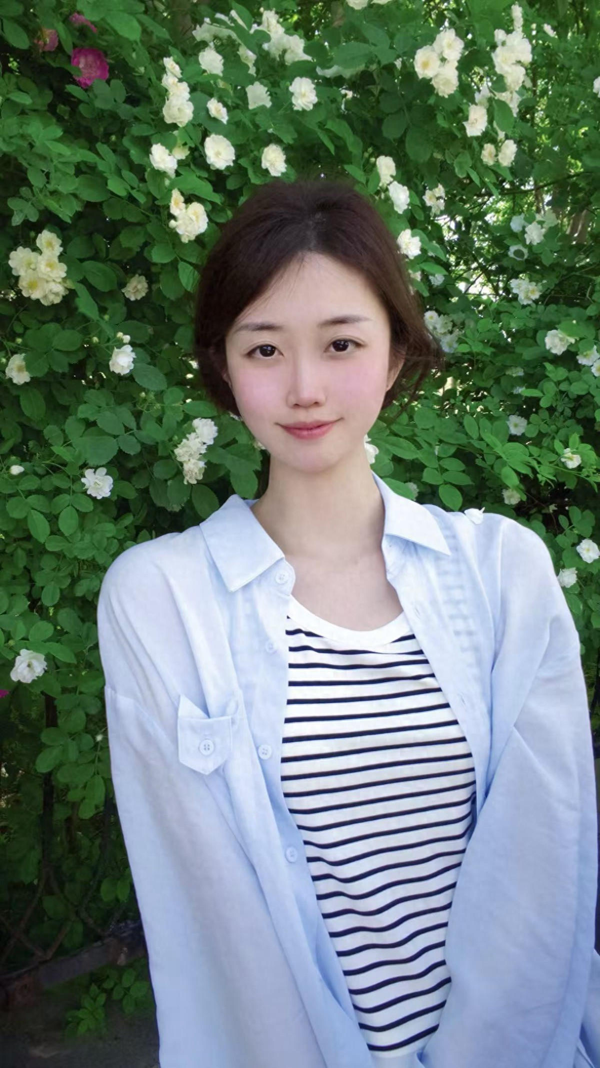 太可怜了！辽宁，一女孩的母亲因为小脑萎缩离世，而她26岁也被确诊遗传，这么漂亮的小姑娘生命也进入了倒
