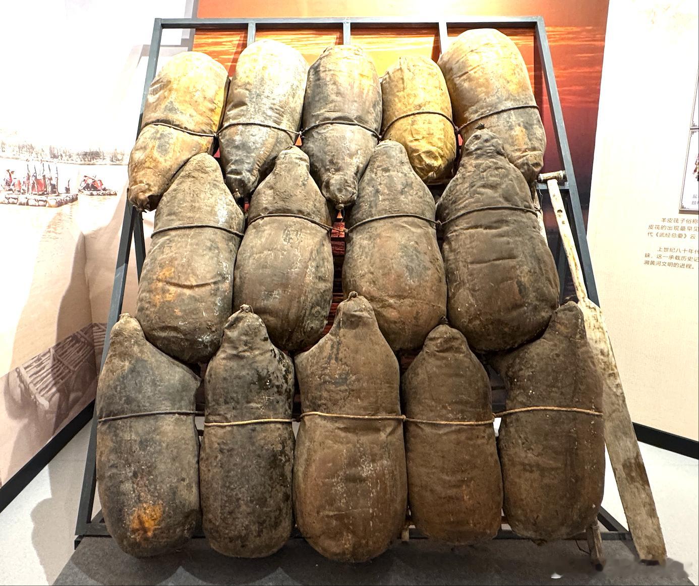 这两天比亚迪的高压油箱又成了热门话题，我在这就不冷饭热炒了，我要聊另一个类似的话