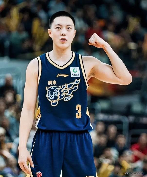 CBA联赛全明星赛南区替补名单一览：01、王浩然，21岁，深圳大前02、孙