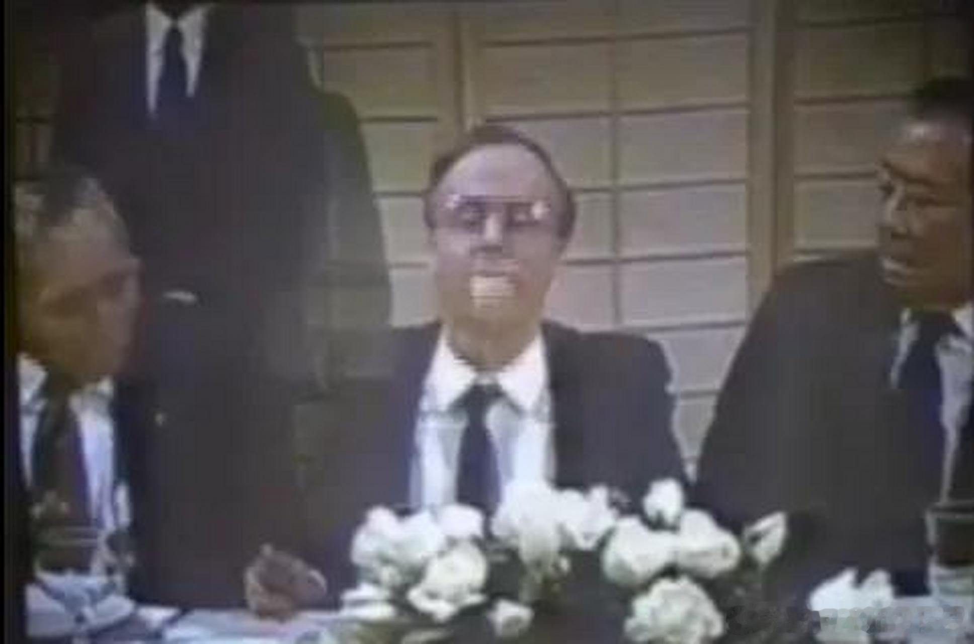 我的口味承受力很高。很多人接受不了的食物，我都可以轻松接受。比如北京酸豆汁，臭豆