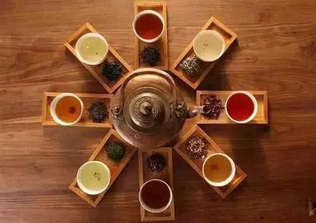 注意: 泡茶的水有保质期