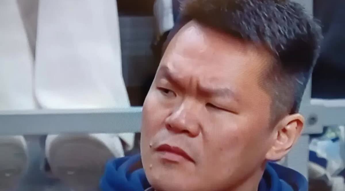 2米26的徐昕要跑路！广东队白捡四年，如今竹篮打水。当年北京青训