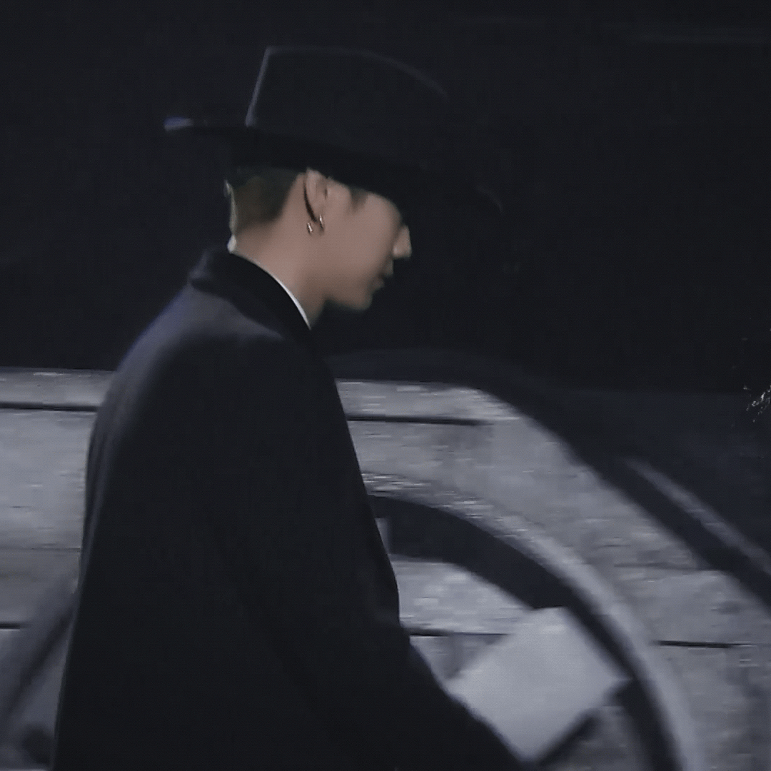 鹿晗什么时候才出来活动好想见到活跃的小鹿宝贝