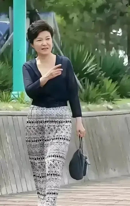 朴槿惠再进监狱？七旬老人难逃！谁能想到，一位七十多岁的老