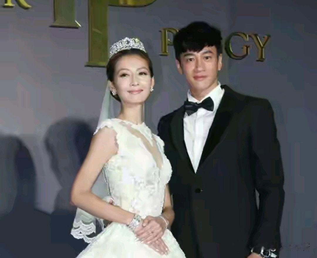 我能接受何润东演项羽现在才爆火也能接受何润东苏超现场没骑马但不能接受何润东这