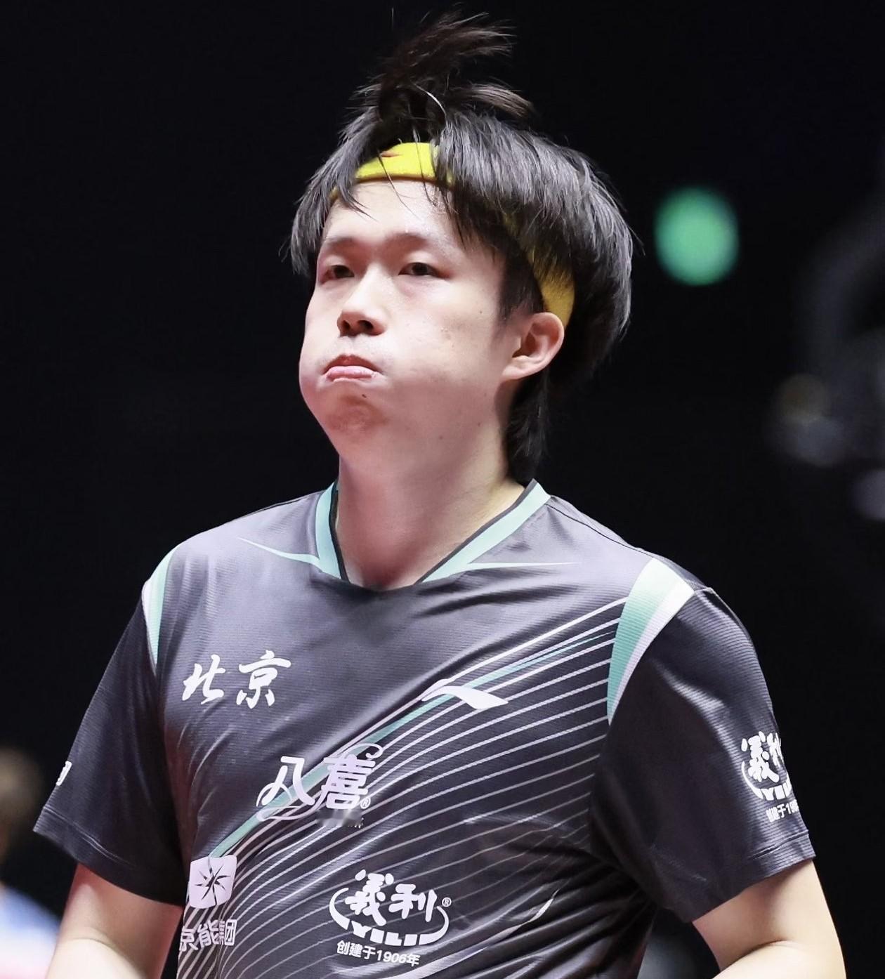 王楚钦球迷有个怪象明明是他输了比赛不但没有责怪怪他，反而是到处看看有没有