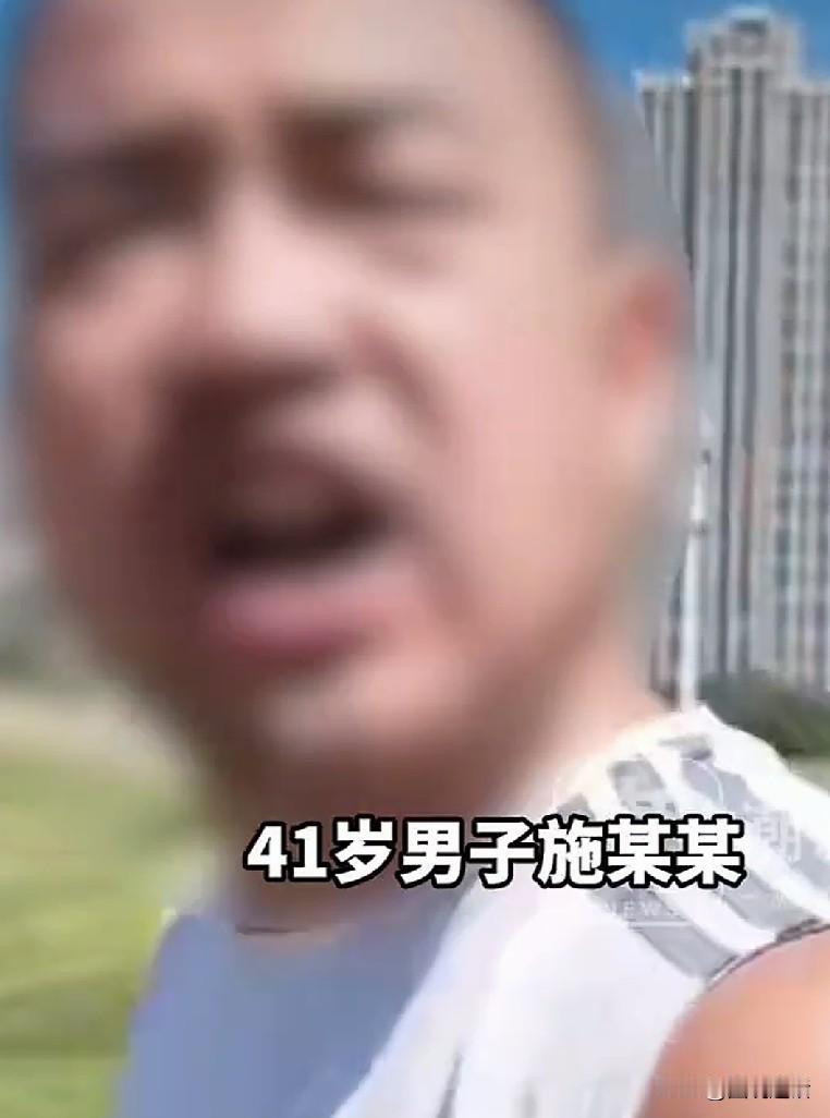 搭讪不成，恼羞成怒，青岛男子辱骂女游客构成寻衅滋事，青岛警方：拘留10日！8月4