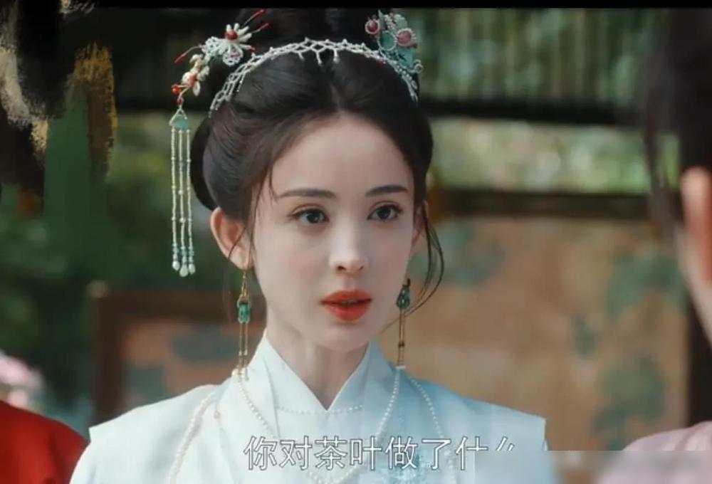 发现没有陆江来每次遇到危险时荣善宝都能及时出现化解说真的，看《玉茗茶