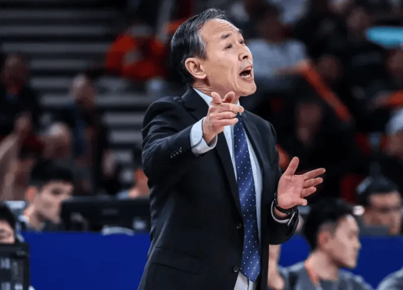 许利民: 不是人员多了就一定赢, 问题不解决还是会输球