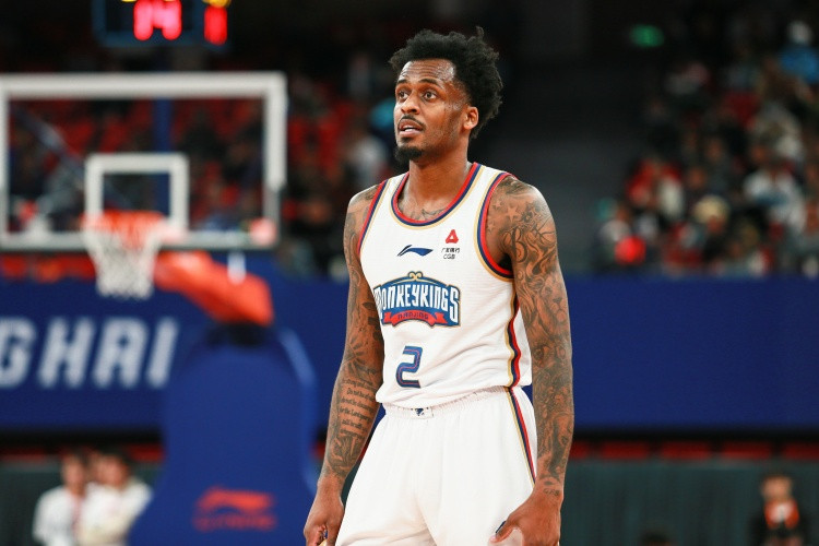 臭名昭著的江苏上海消极比赛事件 布莱克尼正是江苏小外援