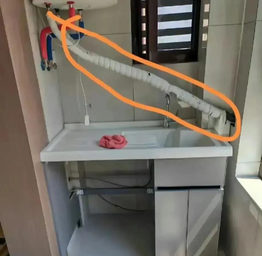 装修就是不能找熟人，看看给我装成什么样了​