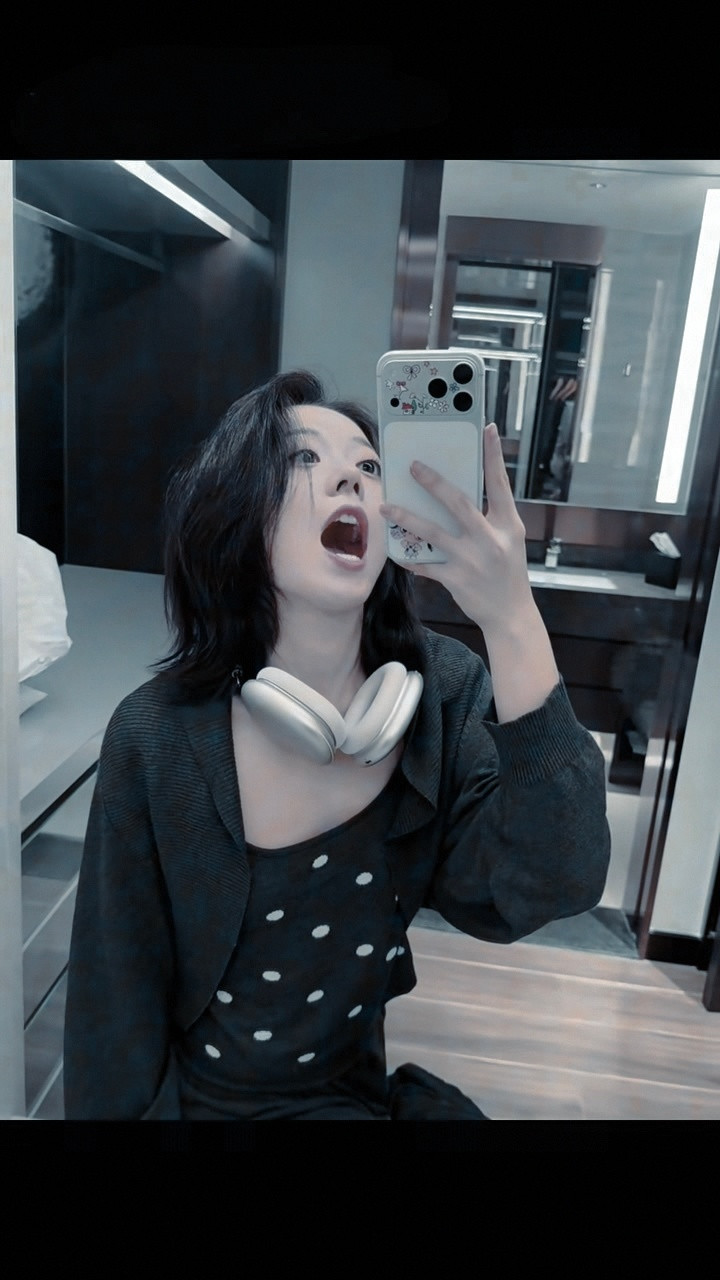 🤳🏻一组可爱的表情包赵今麦