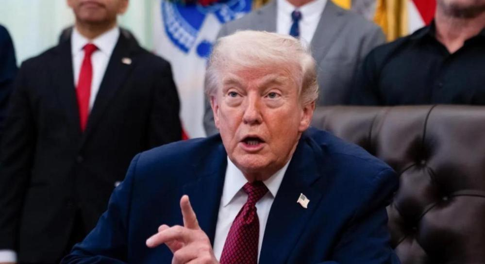 4月23日，中国驻外使馆突然连夜发了一份极其罕见的通告。通告里藏着一句让人后脊发