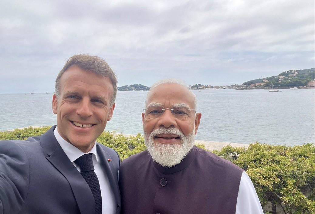G7峰会，快要硬生生被马克龙开成了莫迪的专场欢迎会。作为东道主的马克龙，全