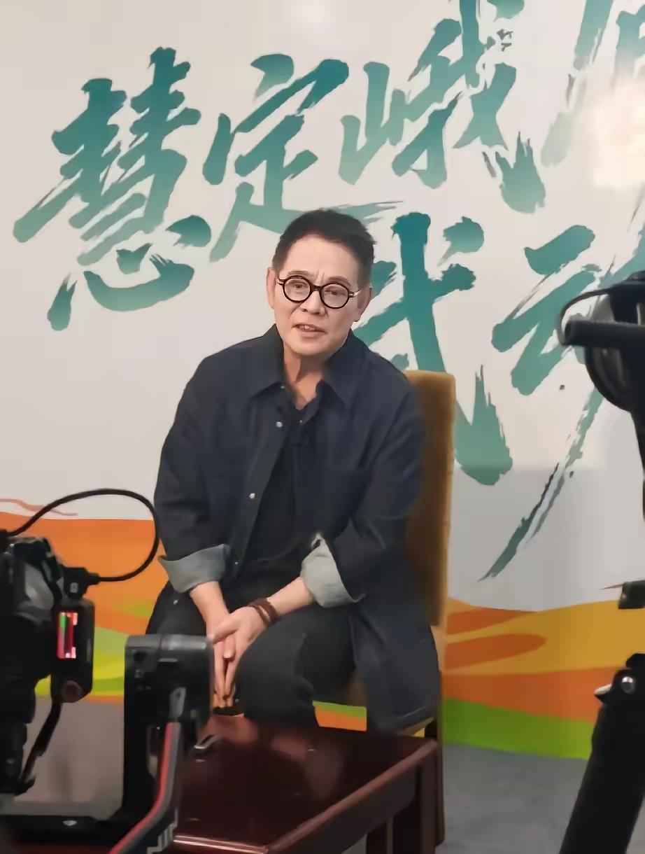李连杰卸任18年大使，001号新身份曝光，梦想5000万人练武！李连杰做了