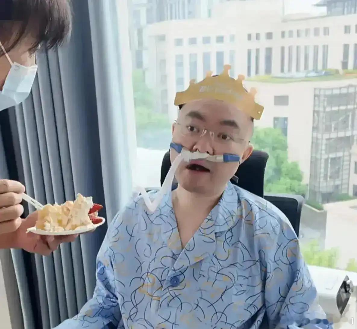 蔡磊说渐冻症的历史已被改写马年的晨光里最珍贵的礼物莫过于以生命为炬点亮的希望当