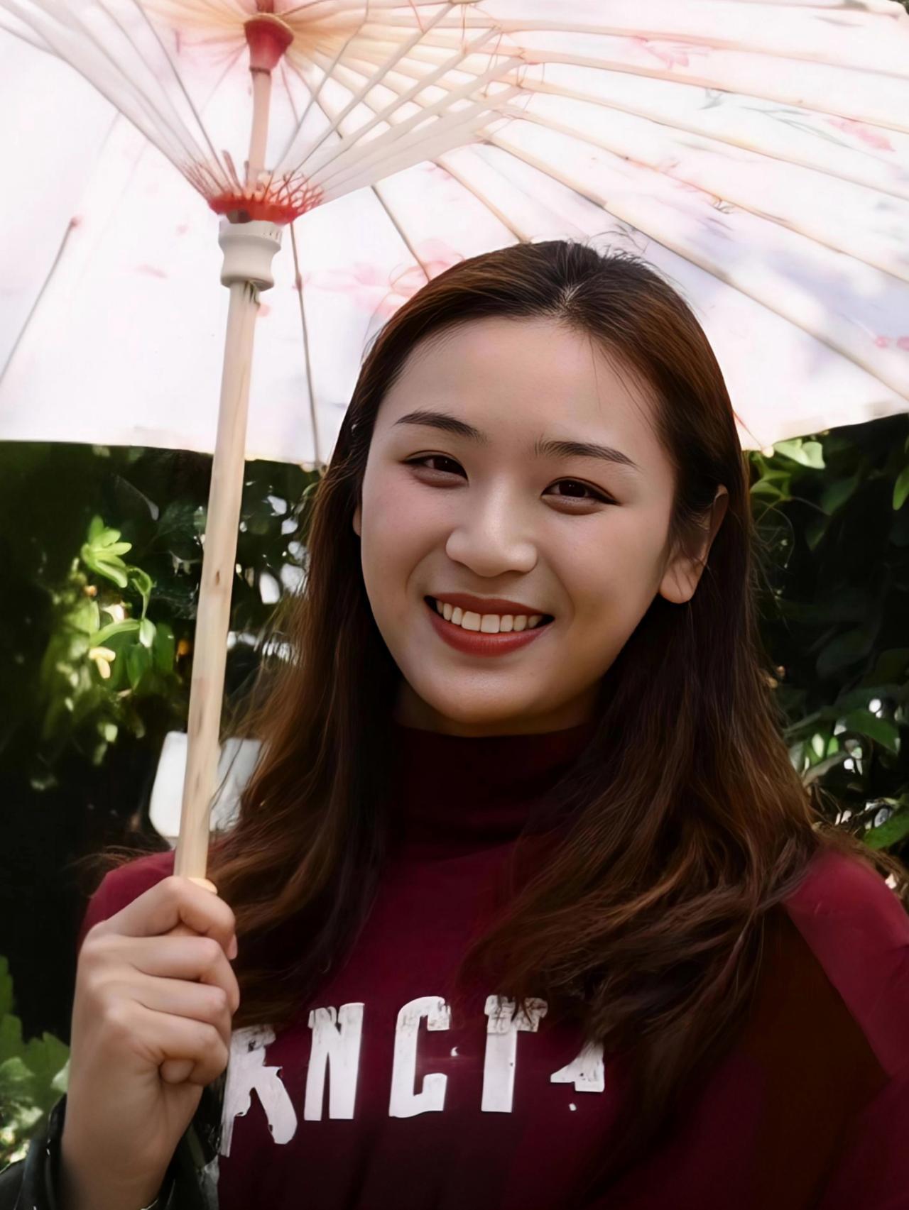 慧眼的你，说说哪几张是真实的