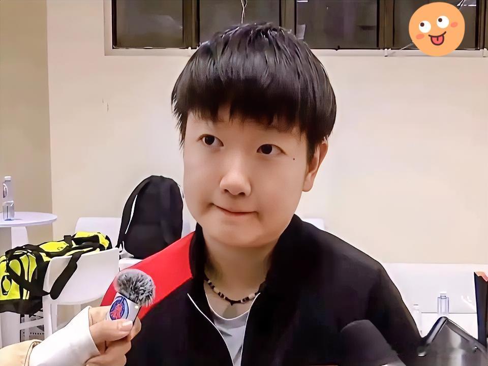 [红脸笑]张怡宁这话说的，听得我后背直发凉，太透彻了。说孙颖莎