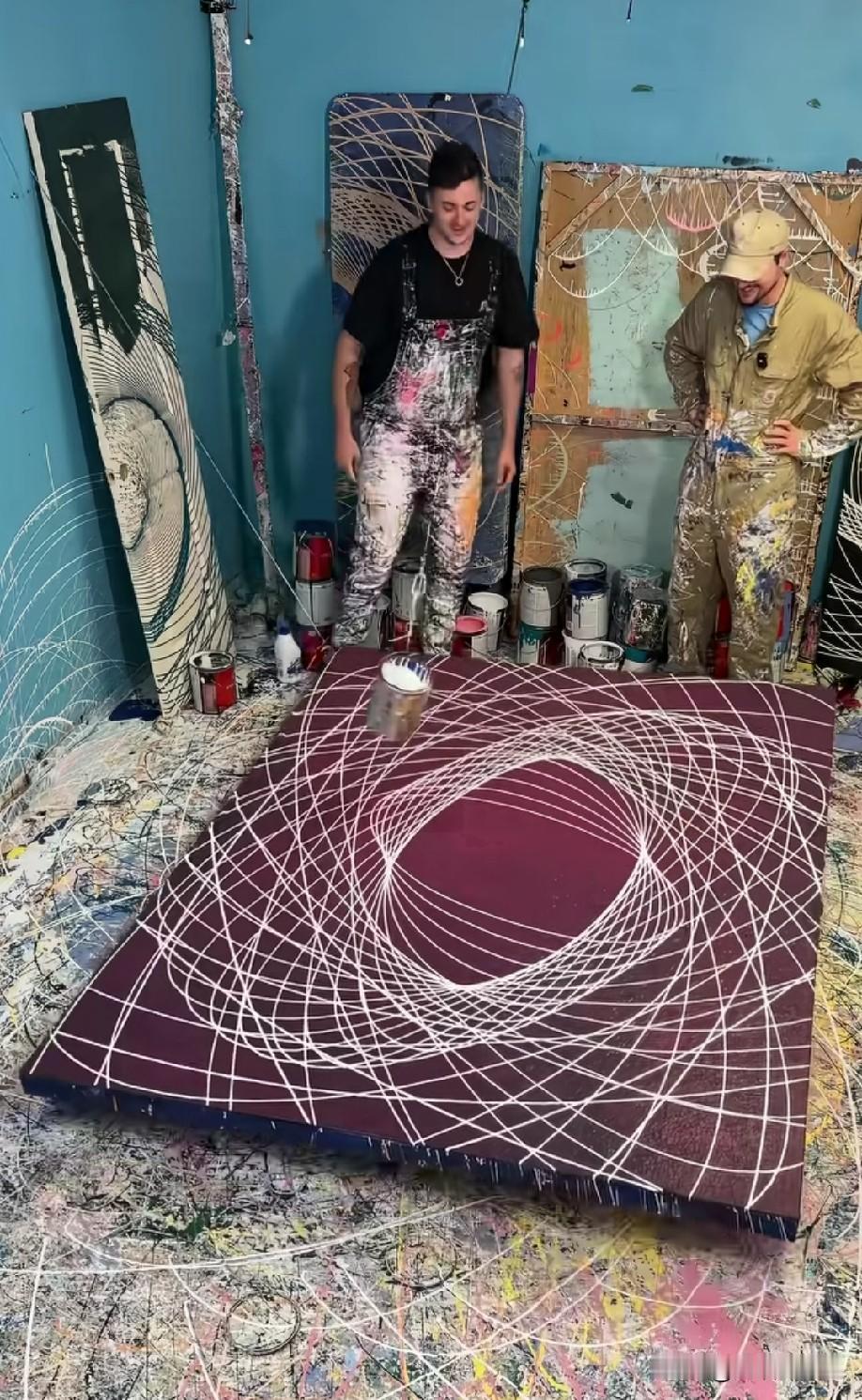 这位艺术家能不能复制出第二幅一模一样的画呢