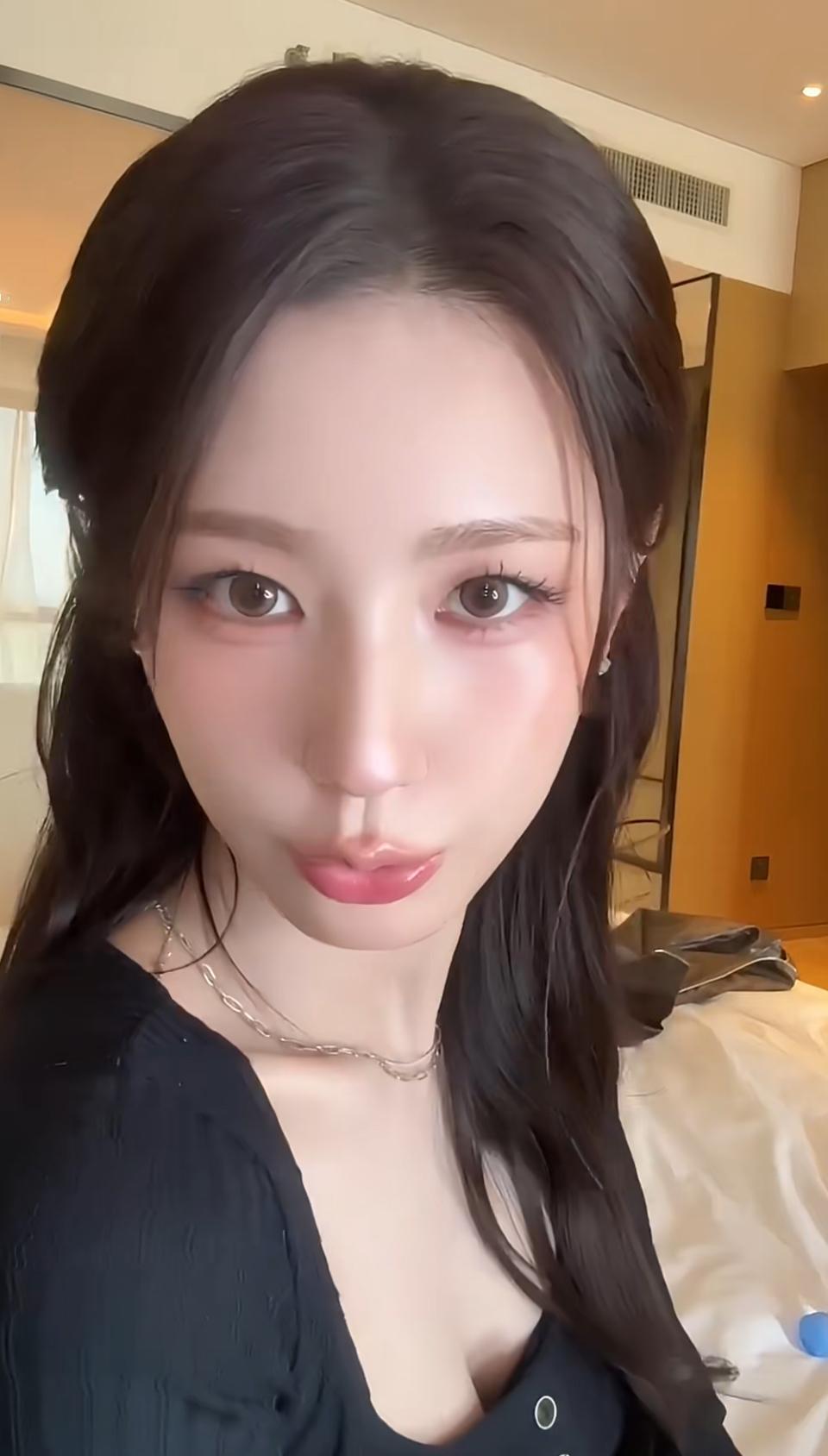 随手拍的日常宅在房间里的松弛感时刻，简单记录下今日份的自己～本图片没有色