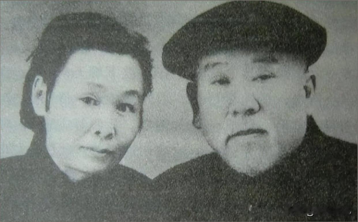 1941年延安财政崩溃，70岁前清举人献上一策，根据地被救活，42年后他的坟墓轰