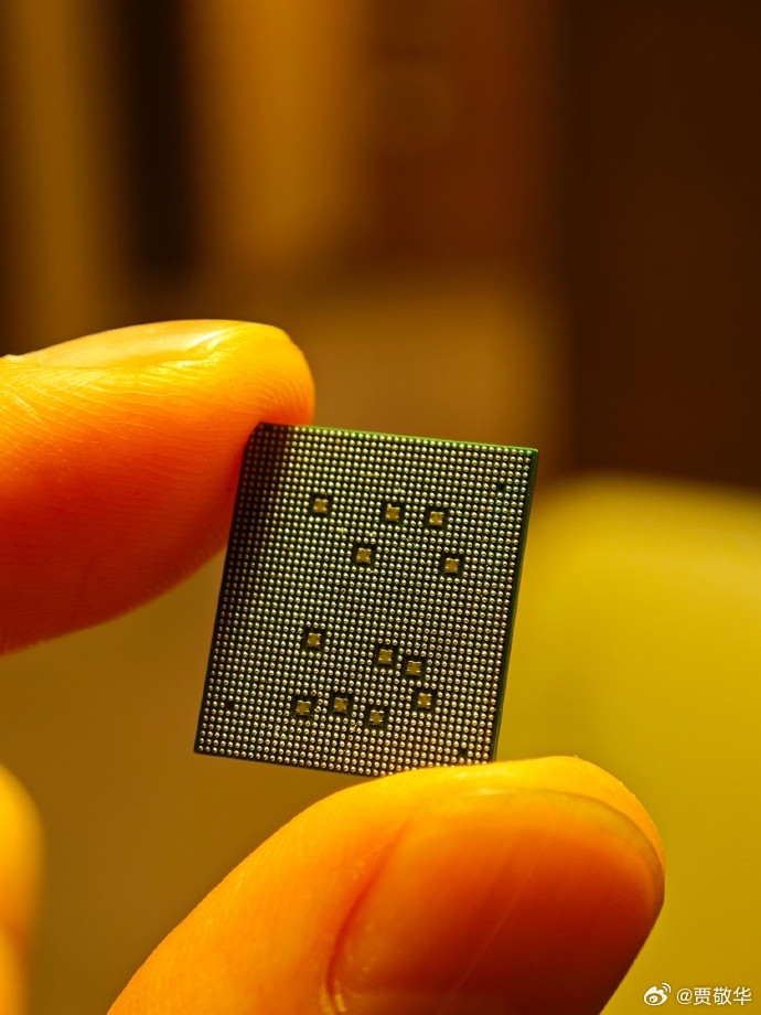 明年手机会用上2nm的芯片，比如苹果A20Pro，还有天玑9600，第6代骁龙
