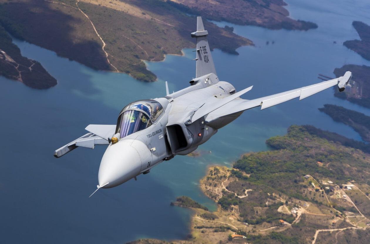 你买我战斗机，我买你运输机，这才是交易的艺术。这是巴西和瑞典最近的交易，当地时间