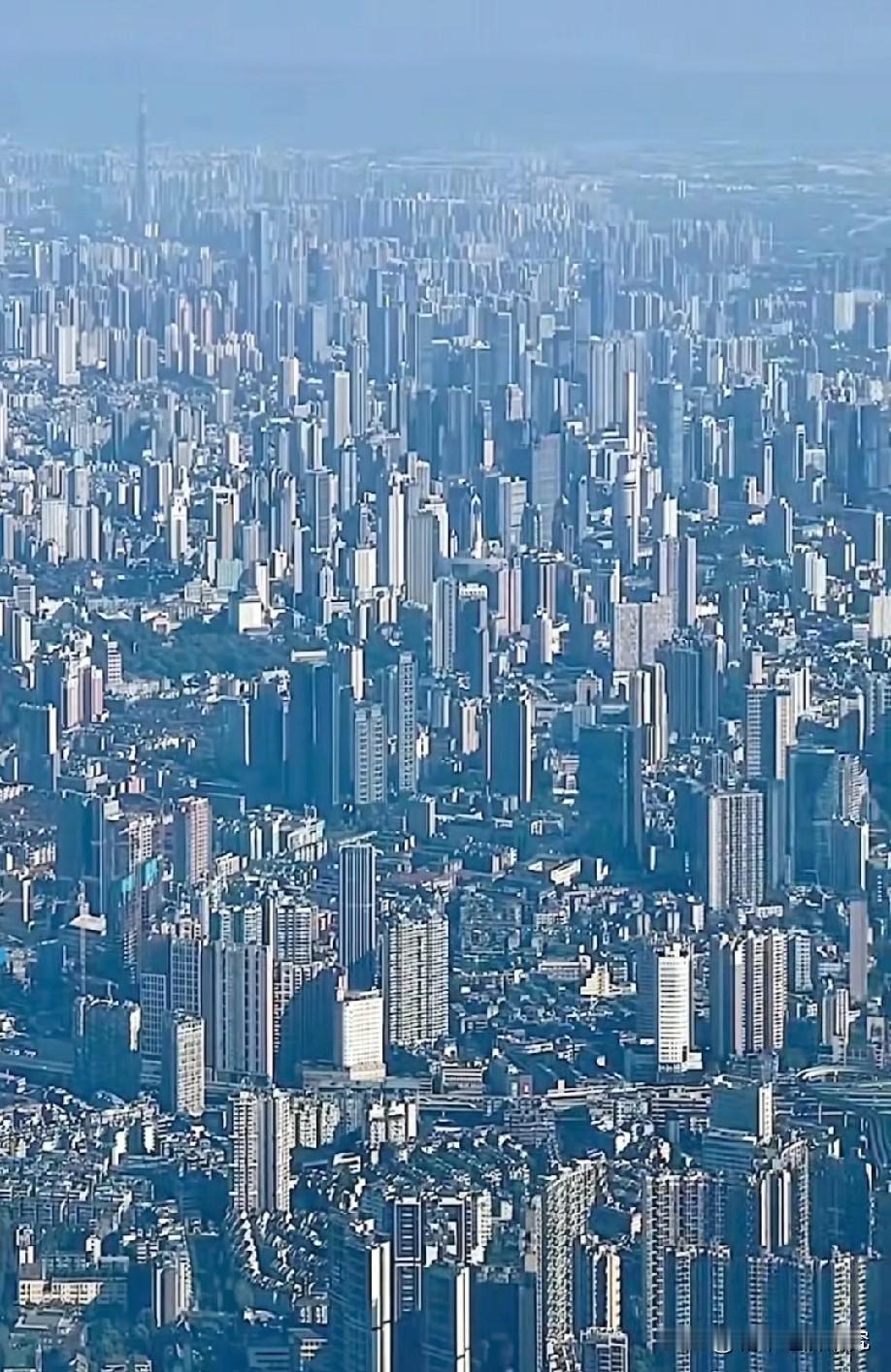 四川省2025年前三季度的GDP数据已经公布了，2025年前三季度四川GDP总量