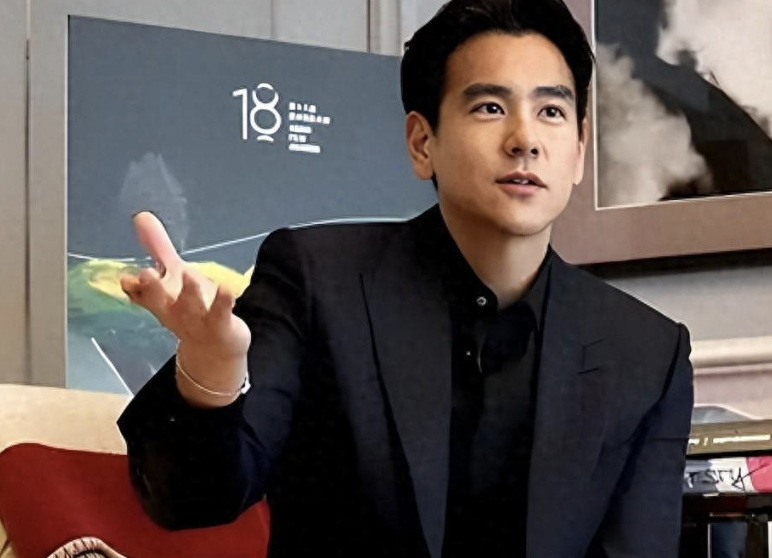 彭于晏“站错队”得罪资本？从当红小生到被封杀的背后真相