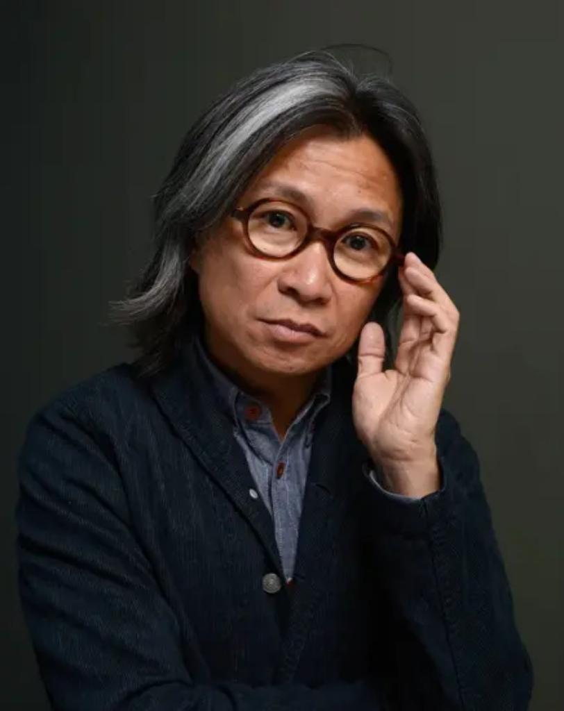 2025年11月11日中午12时04分，香港香岛道发生一起交通事故。著名导演陈可