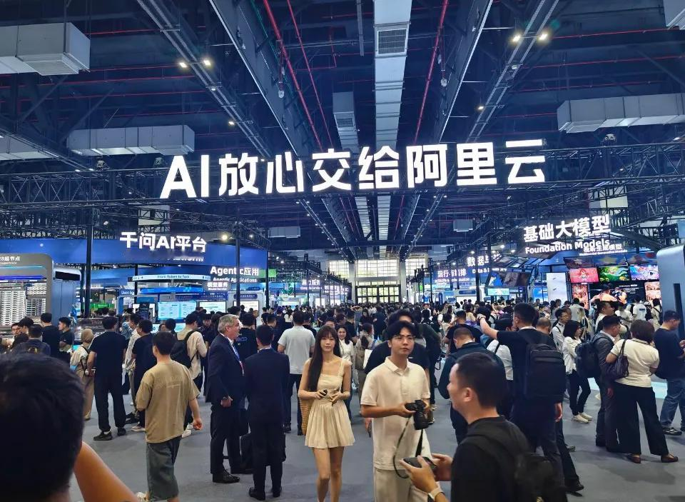 工程师效率涨了10倍，公司为什么没快多少？云栖大会上有人把话说透了9月的杭州云栖小镇，AINativ