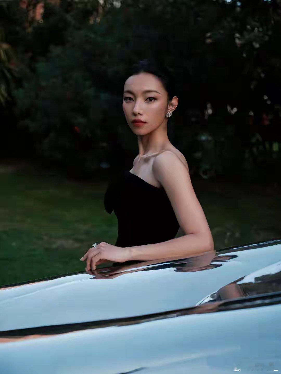 官方终于顶不住压力，宣布了那尔那茜的调查结果，原以为会真相大白，可看到结论那一刻