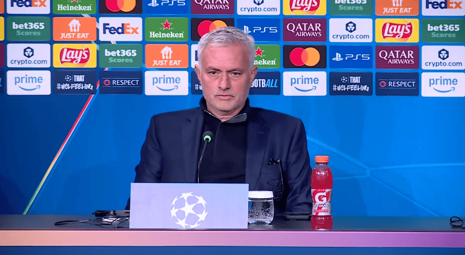 穆帅: 和斯帕莱蒂的争执众人皆知, 但感谢他夸奖本菲卡过往