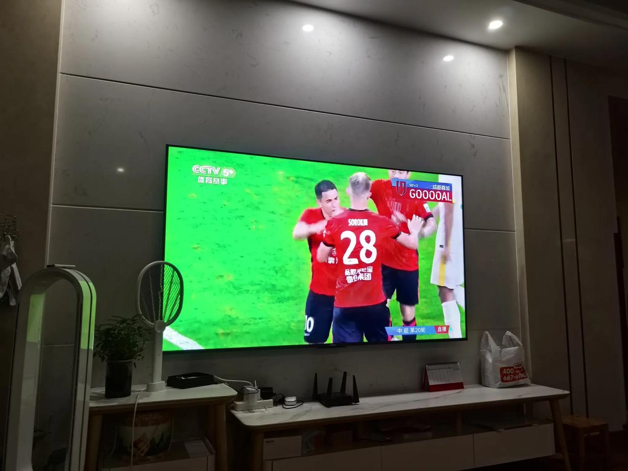 韦世豪大力界外球，索罗金头球绝平！2：2！成都蓉城最后时刻连追两球！逼平国安！[