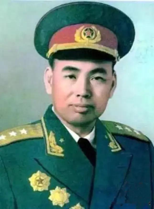 当过突击队队长，亲自带队冲锋陷阵的开国将军们。上将里面明白记载的是许世友，有说