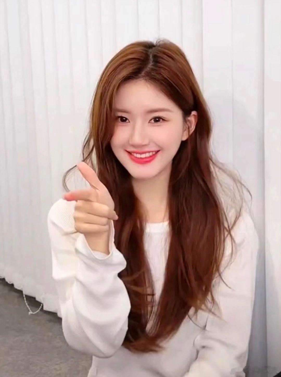 1.阿瑟即将开机的现偶并不是被换角，而是主动辞演的，因为接下来会有一部主旋律电影