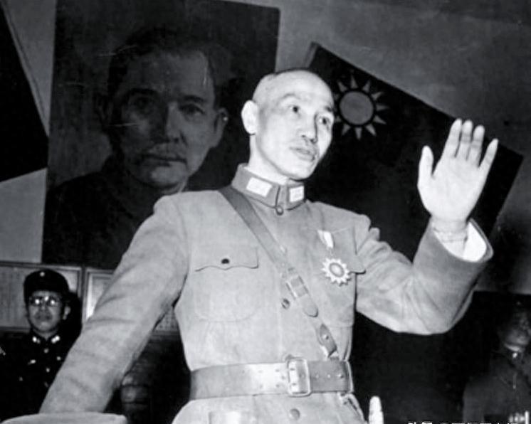 国民党里藏着三个我方高官，俩人平安撤退，吴石却被枪决了。原来情报工作规矩很严，郭