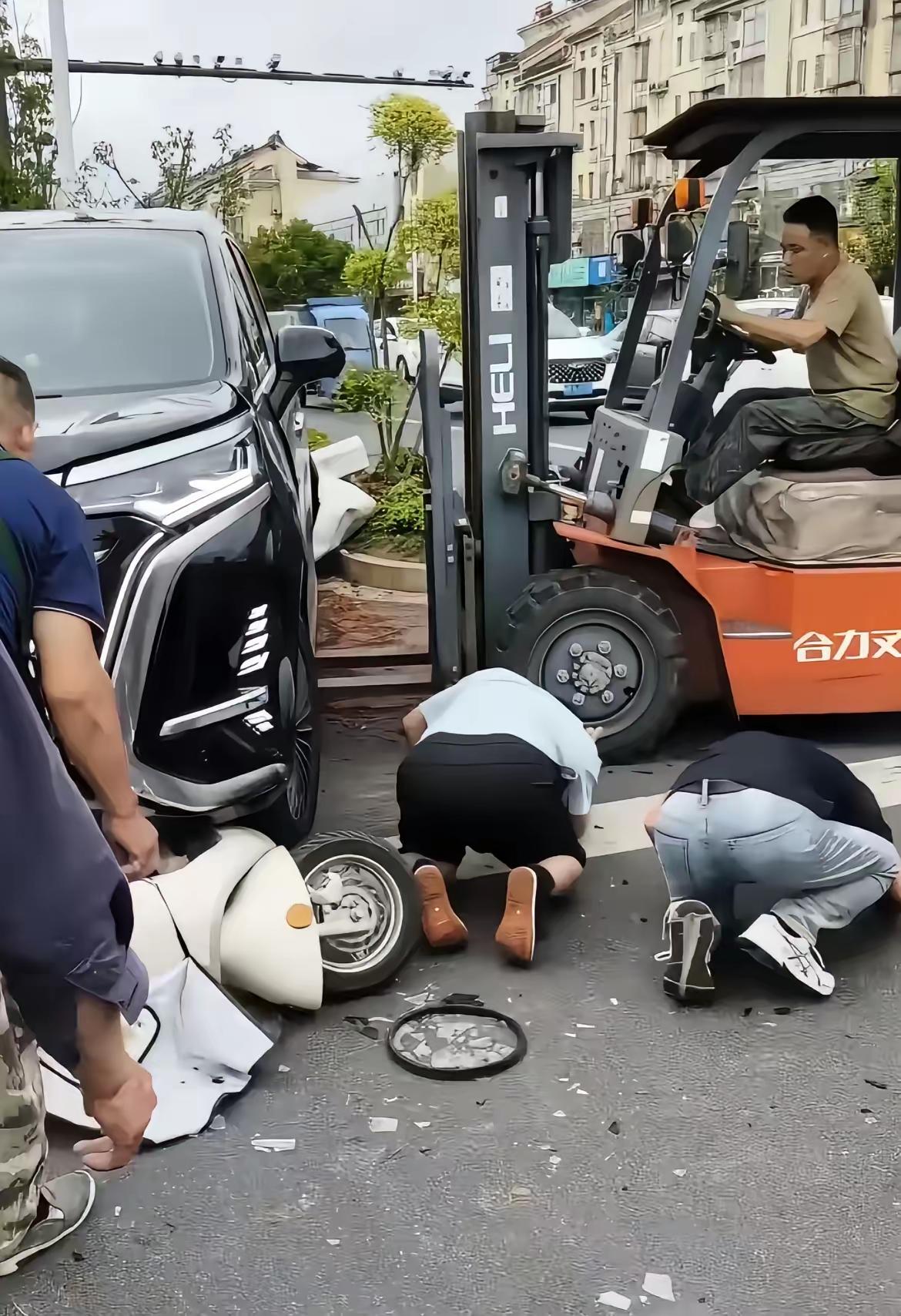 安徽车/禍事件那个女司机最有可能面临的几个结果​最好的结果就是当事人