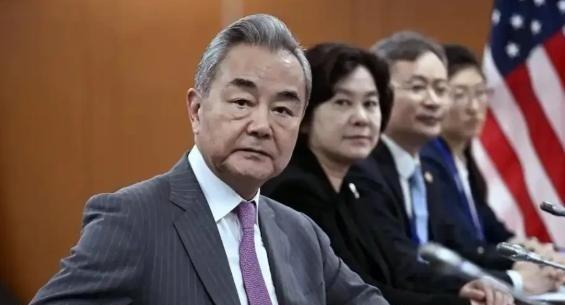日本媒体最近盯上了一个很细的变化，中方谈日本问题时，“日本执政当局”出现得越来越