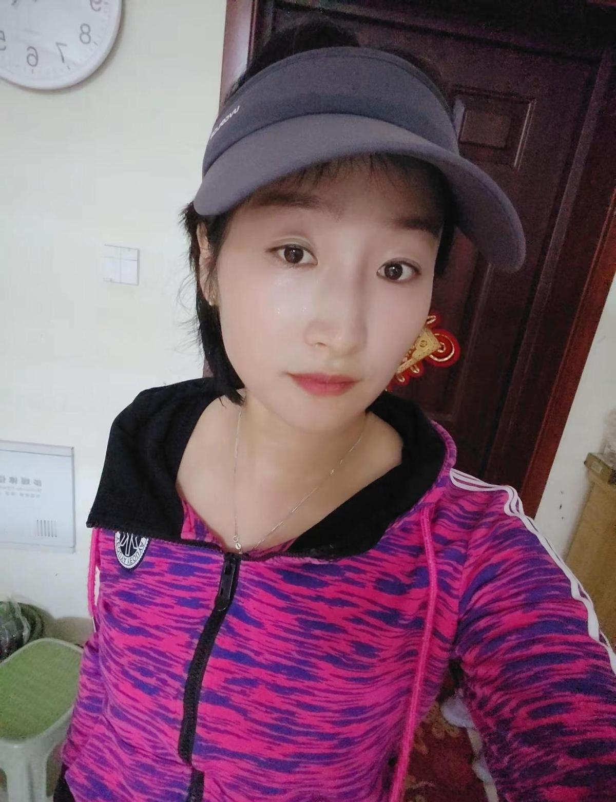 跑步不是为了跑得快，是为了一边喘气，一边跟自己和解。国家说了，每周跑三次，每次