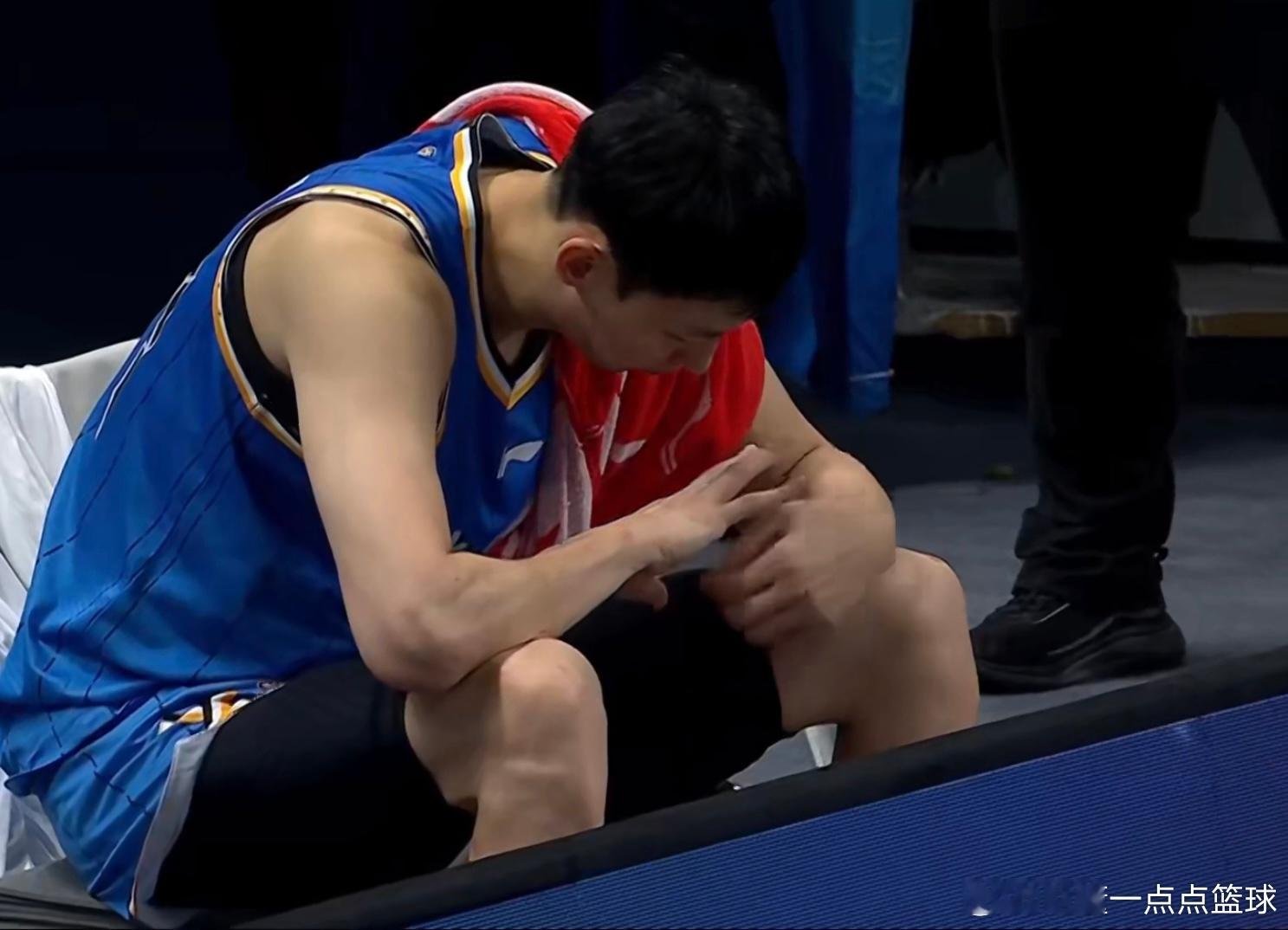 三场三套首发！上海杀招彻底成型，北京从头到尾都防不住！京沪半决赛G3打完，上海久