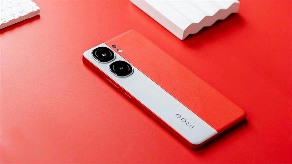 vivo这次真良心!16GB+512GB突降至1969元,高配旗舰降至千元档