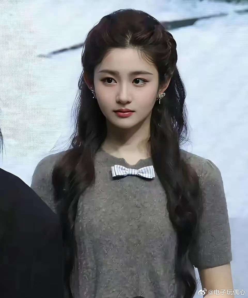 比刘亦菲还漂亮的女人出现了，就她。