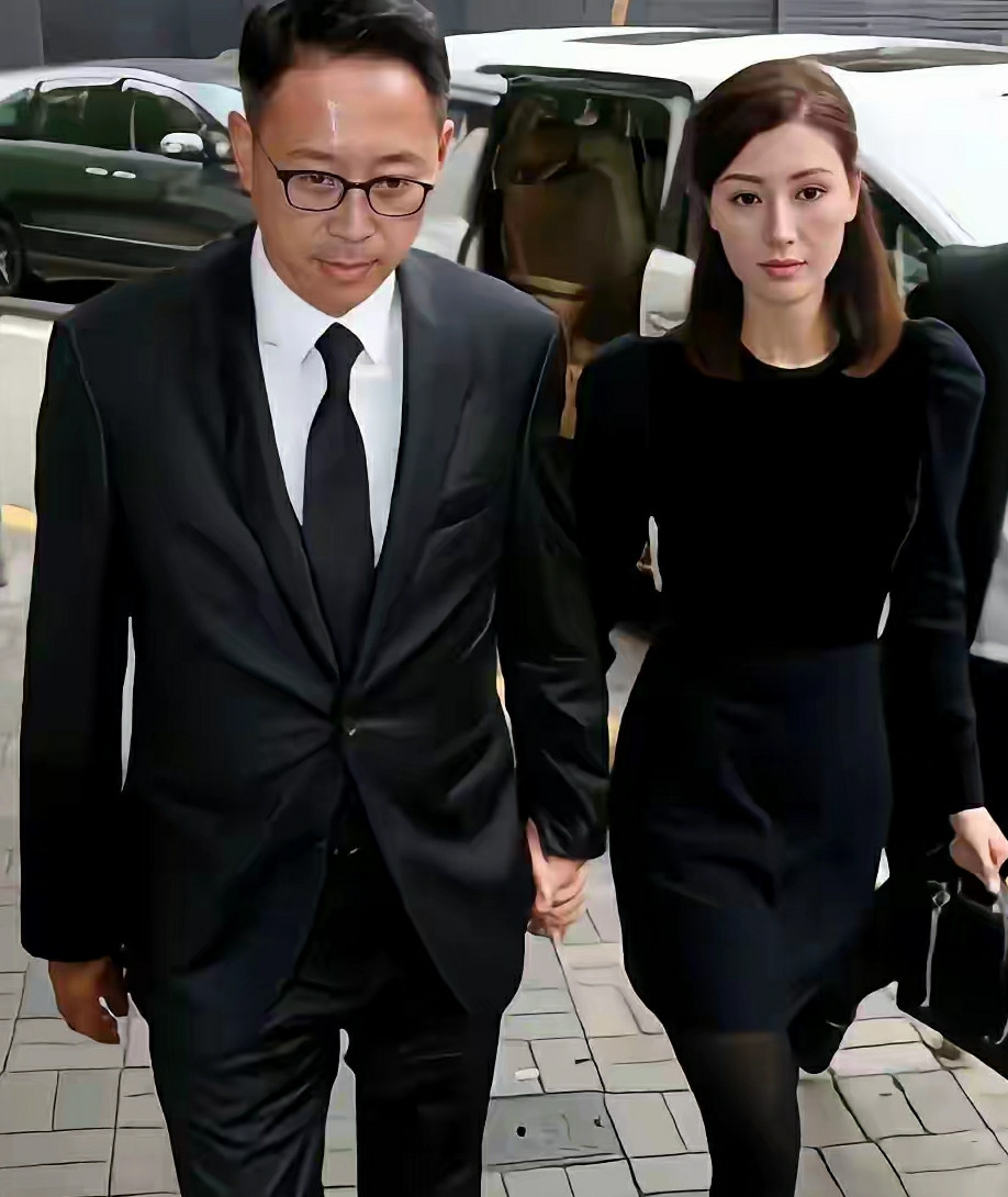 没有任何美颜和滤镜，时隔多年依旧美丽
