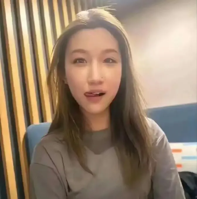 李欣莳被大连工业大学开除，现在最生气的，不是李欣莳本人，不是她男朋友！而是李欣