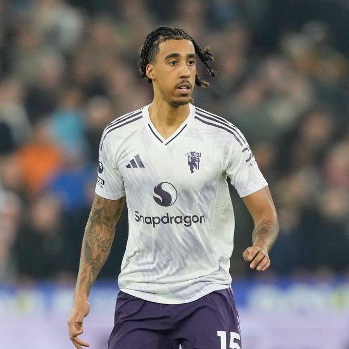 太阳报SL据悉约罗因伤未能随队前往伦敦有担忧称，约罗的伤可能会缺席本赛季剩余比赛