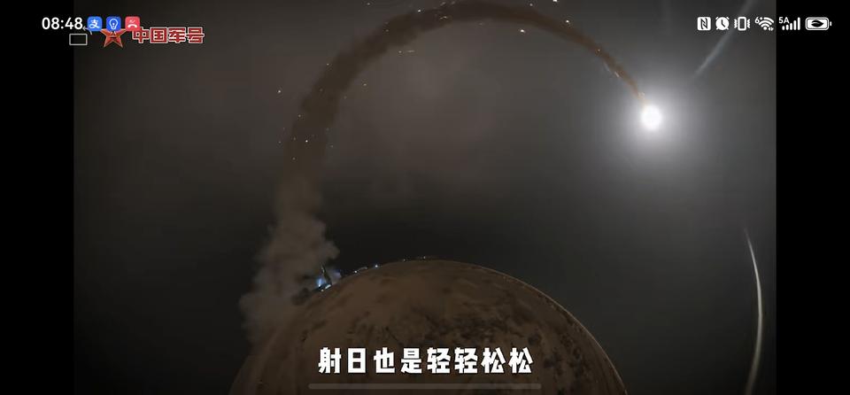 中国军号发的视频其实两点很多。1.首次官方暗示六代机，从影像上看应该是南六，