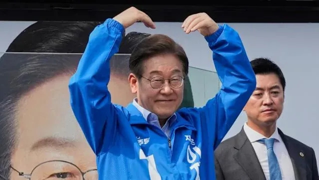 李在明出绝招了！虽然这两天李在明有些“掉粉”，但他今天（26日）使出的“杀招”
