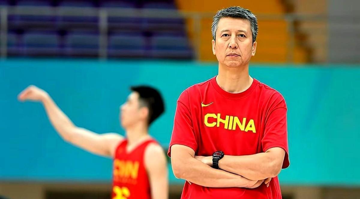 崔永熙真上了，篮网带他打中国男篮。不是表演赛，是真上场15分钟，数据算数。曾